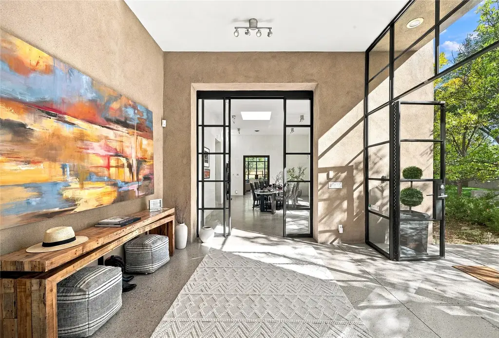16b Bouquet Lane, Santa Fe