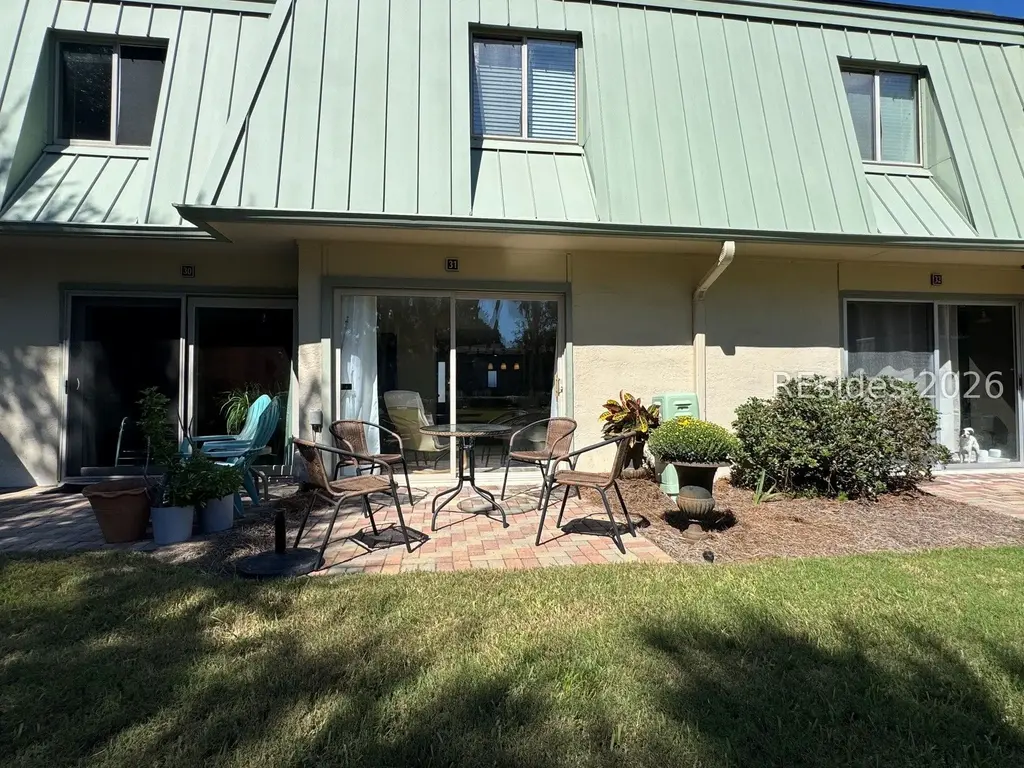 32 S Forest Beach 31, Hilton Head Island