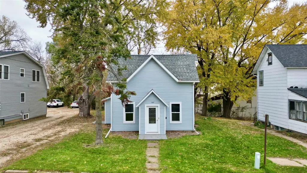 107 4th Street W, Menomonie
