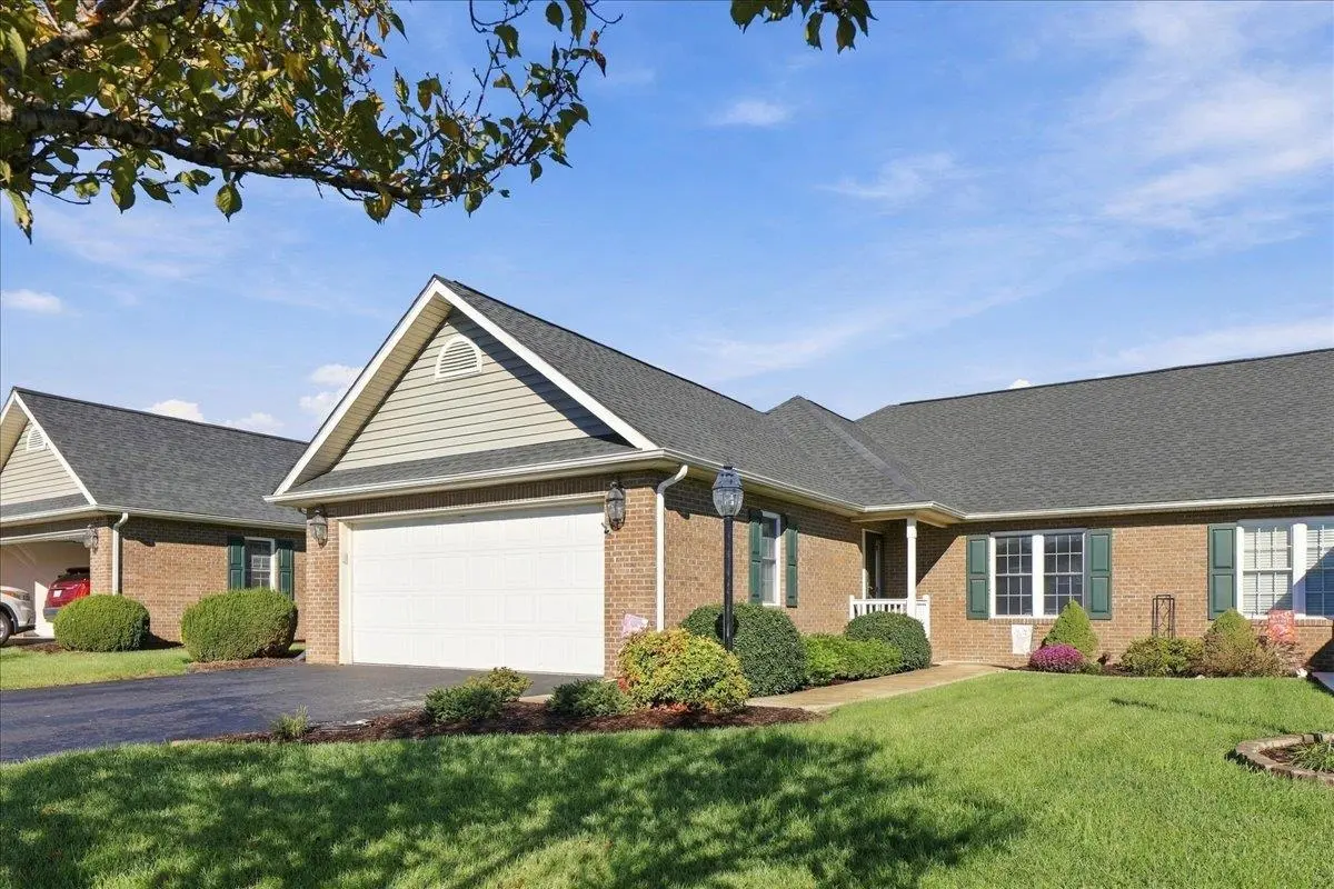 19 Saint Ives Dr, Fishersville