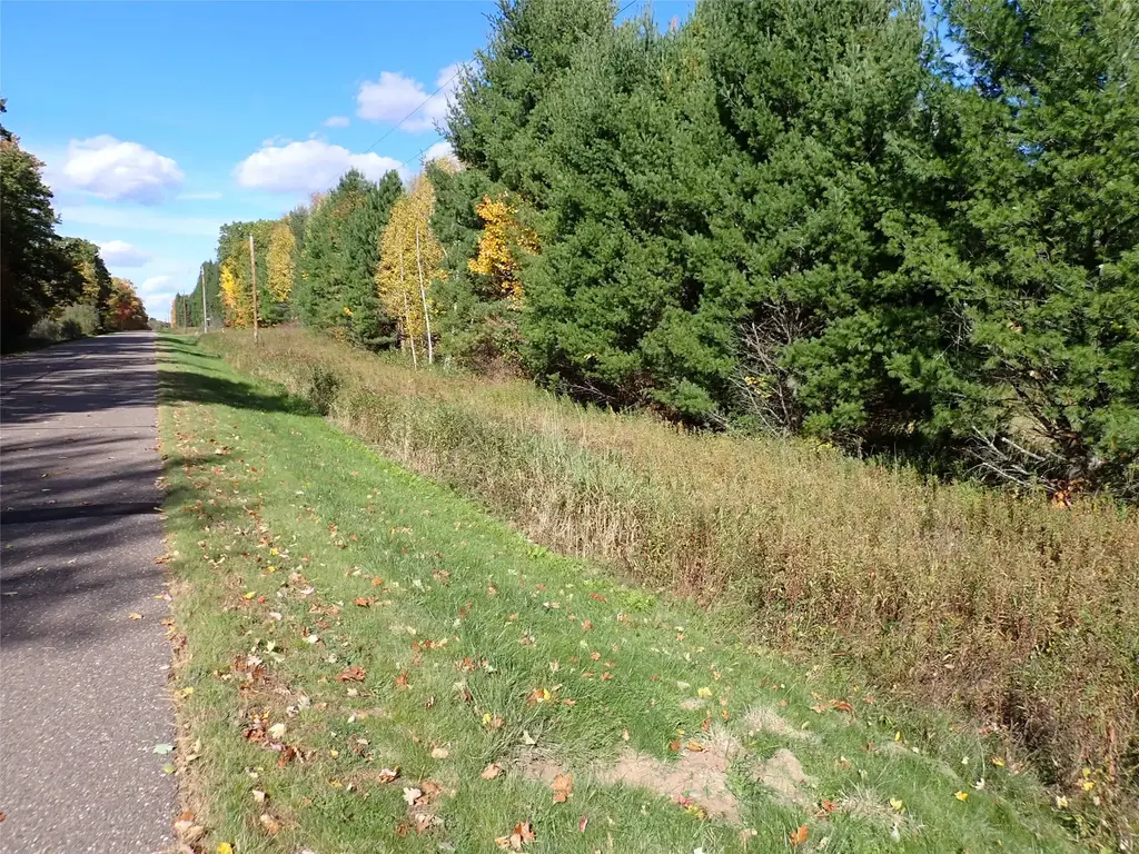 70.54 Acres 26 1/2 St, Cumberland
