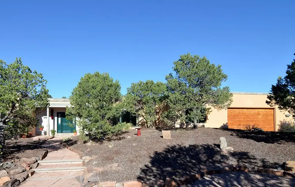 5 Cholla Circle, Santa Fe