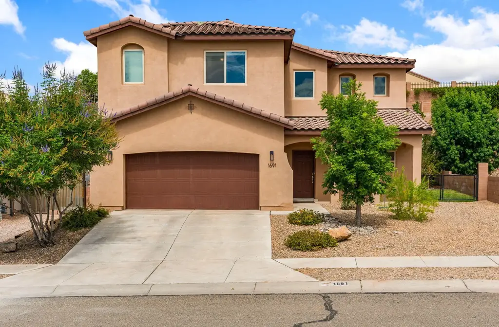 1691 Camino Corona Sw, Los Lunas