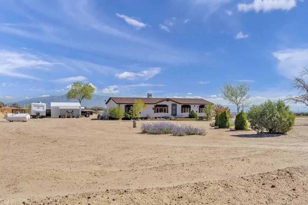800 24th Street Sw, Rio Rancho