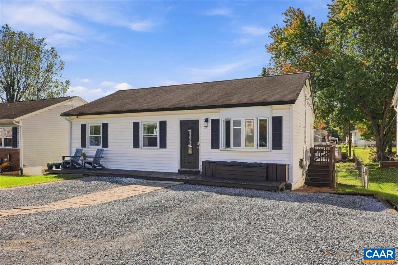 74 Valley View Dr, Mount Sidney