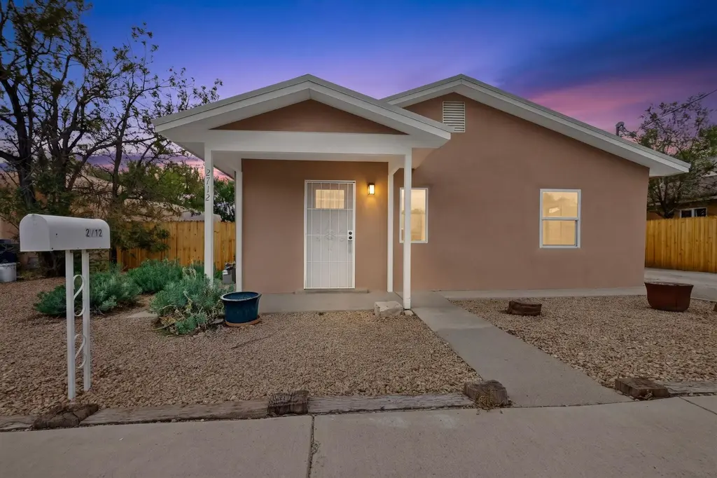 2712 Zickert Road Nw, Albuquerque