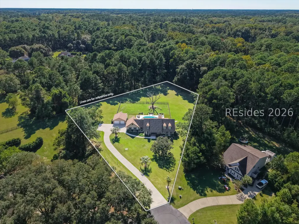 9 Amberly, Bluffton