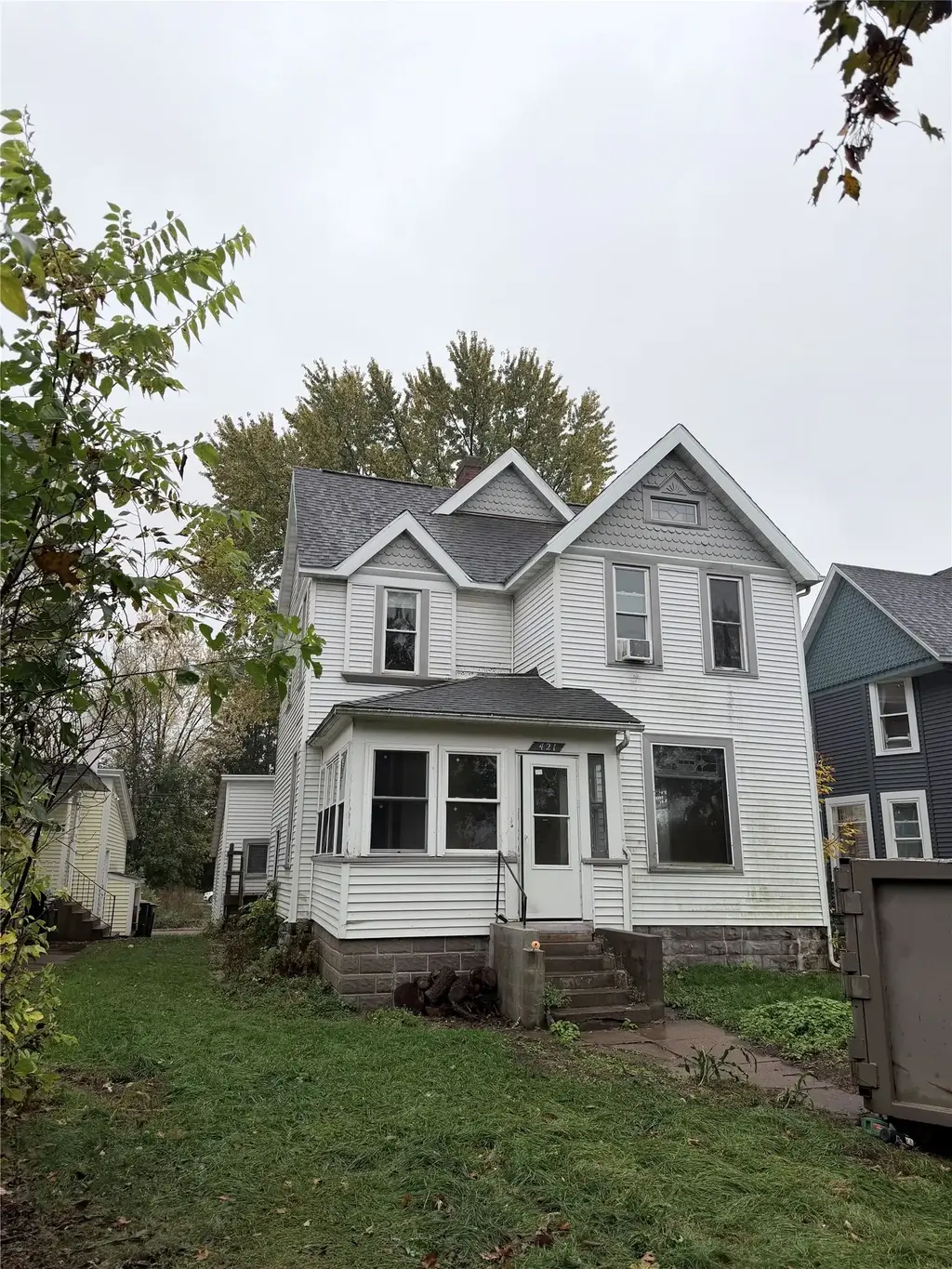 421 Hudson St, Eau Claire