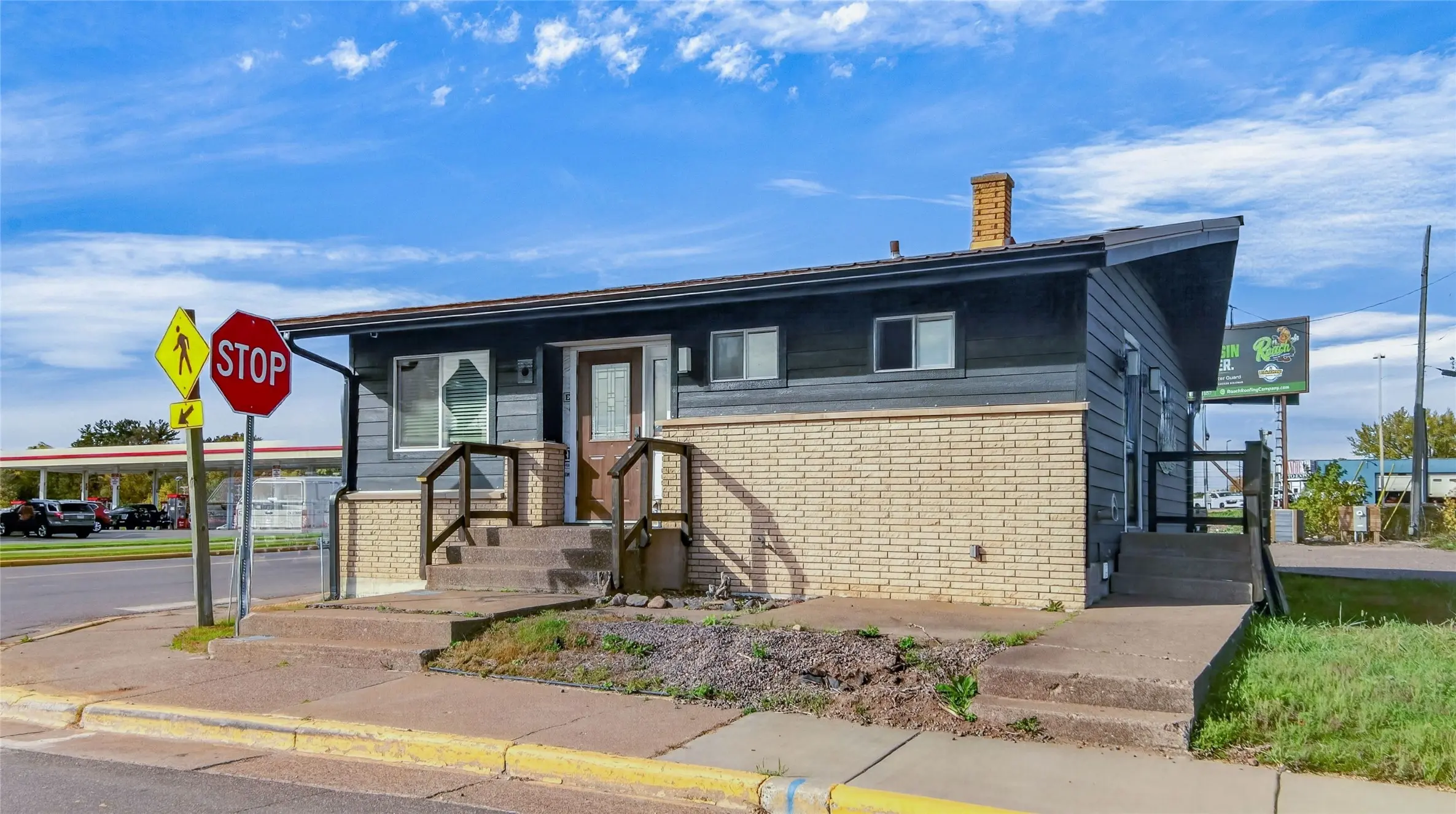 817 Miner Avenue W, Ladysmith