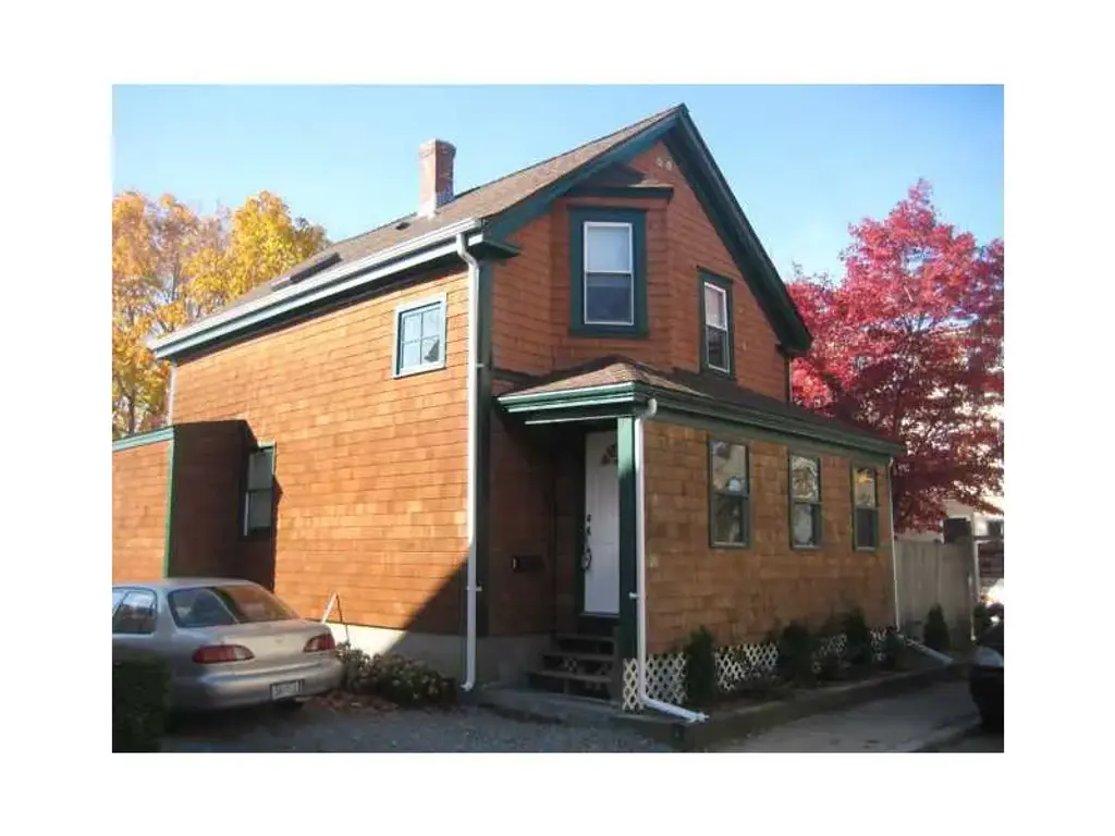 3 Ledyard St, Newport