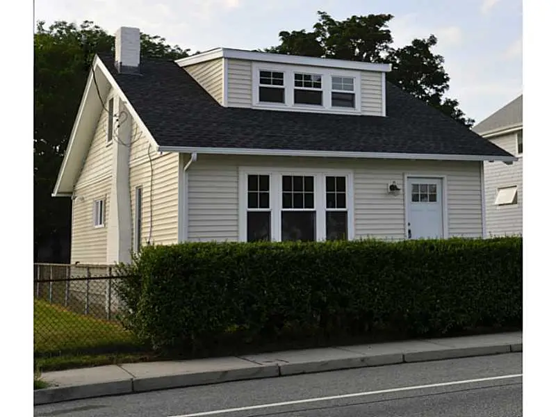 470 Park Ave, Portsmouth