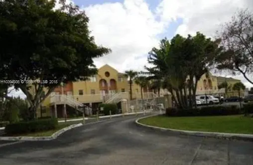 Photo of Listing #H10394936