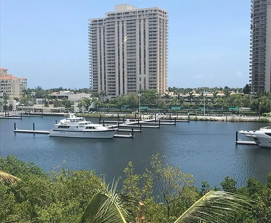 Photo of Listing #A10664418