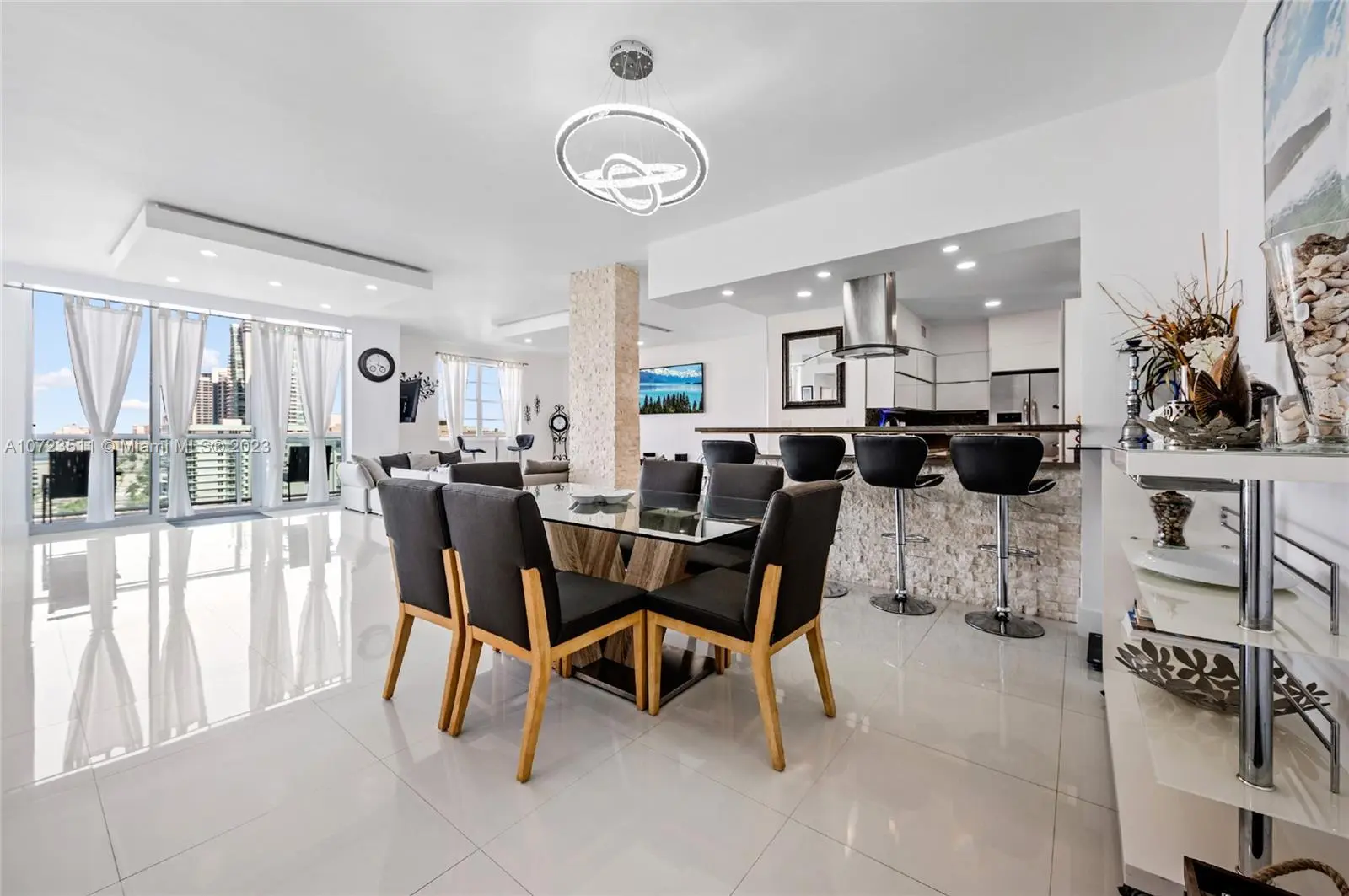 Photo of Listing #A10723511