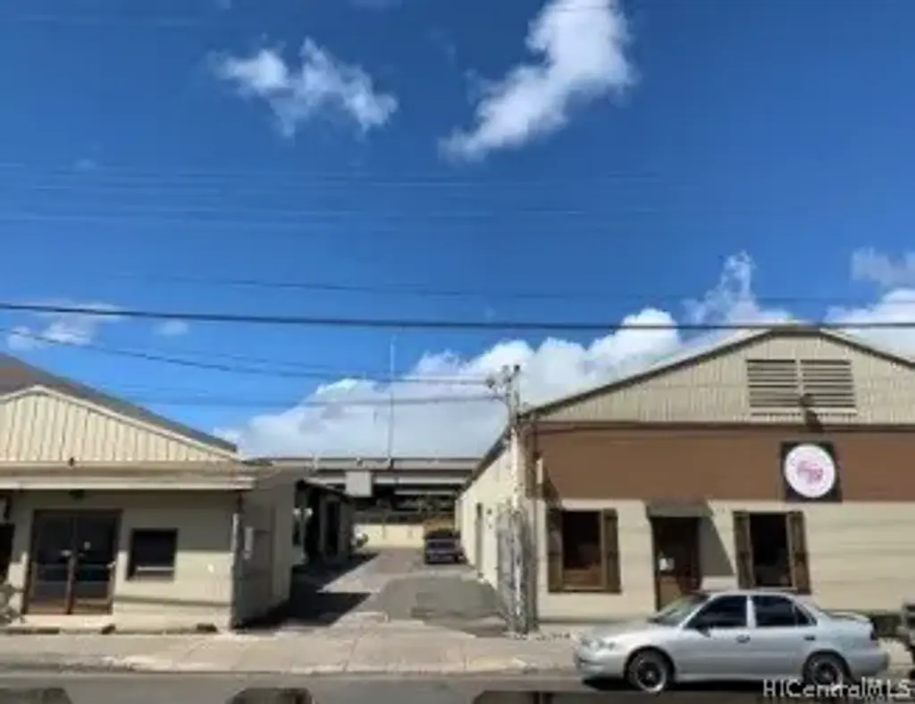 2726 Waiwai Loop, Honolulu