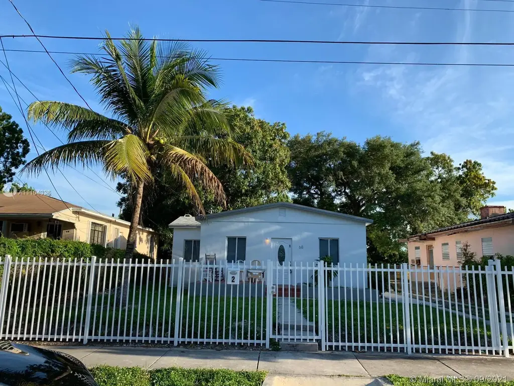 68 Nw 45th St, Miami