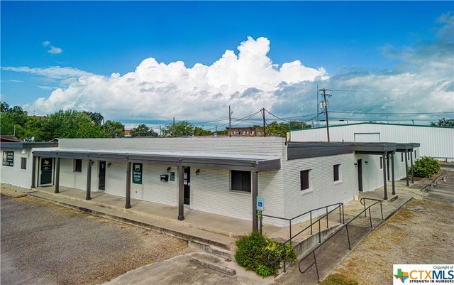 200 Bowie, George West