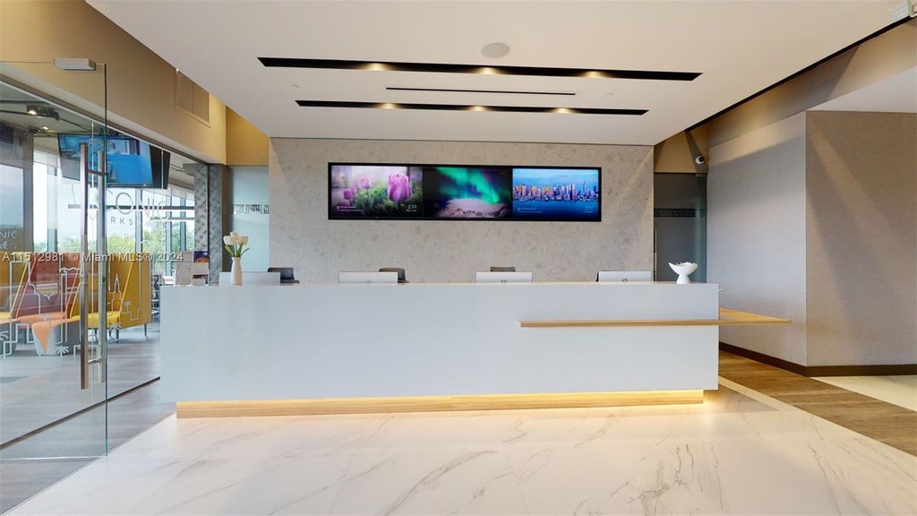 2980 Ne 207th Street 321, Aventura