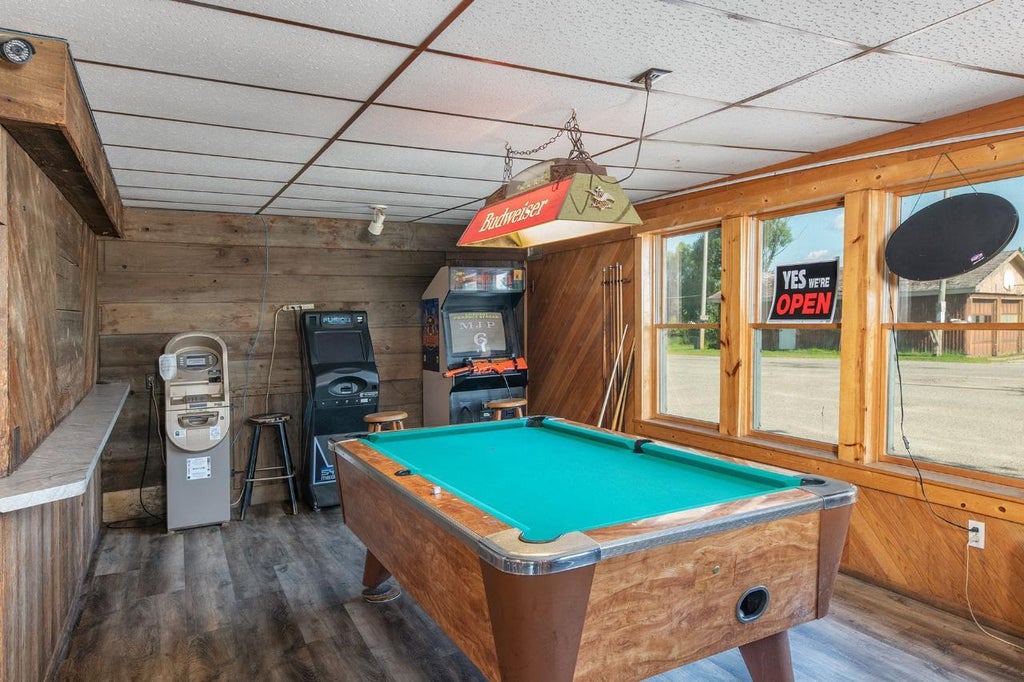 8915 Pickerel Lake Rd, Pickerel MLS 205222