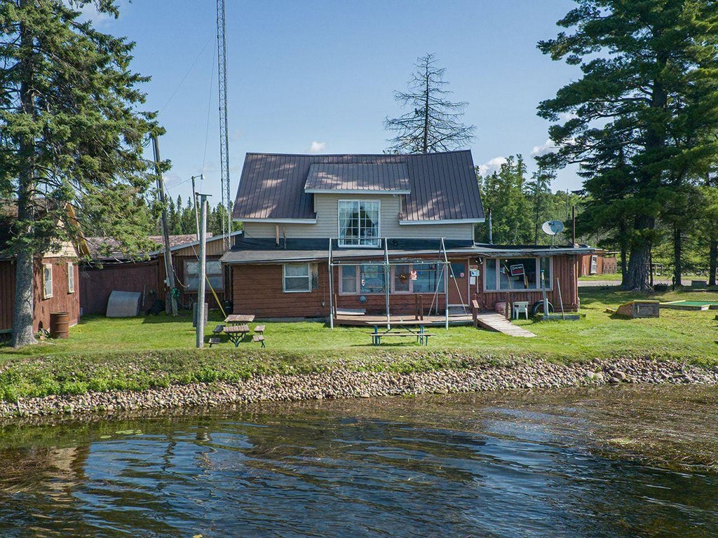 8915 Pickerel Lake Rd, Pickerel MLS 205222