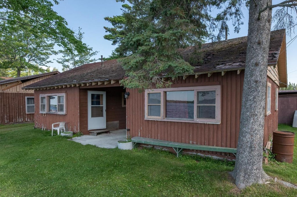 8915 Pickerel Lake Rd, Pickerel MLS 205222