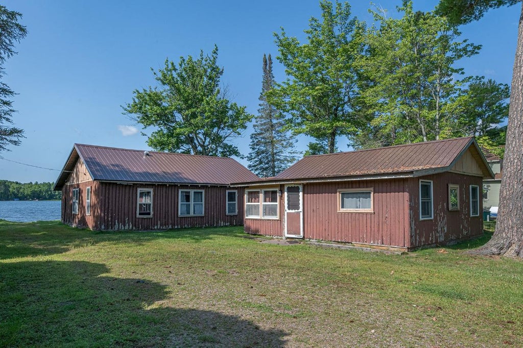 8915 Pickerel Lake Rd, Pickerel MLS 205222