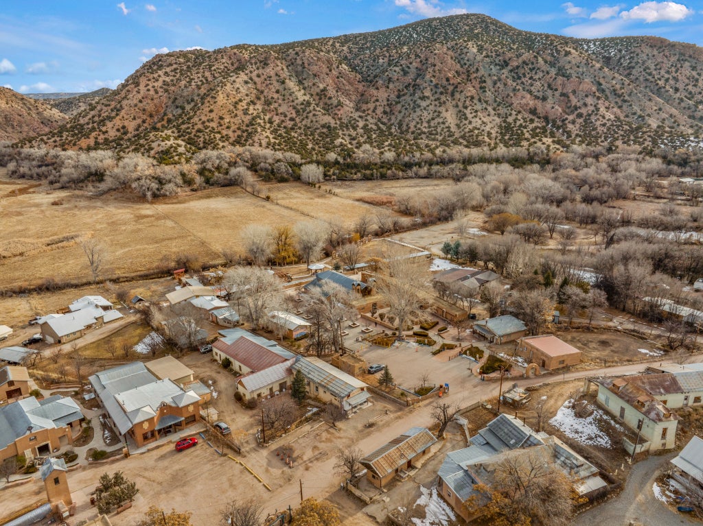 17 Santuario Drive, Chimayo Property Listing MLS® 202400294