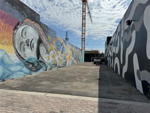 2 of 12 - 2020 Harrison St, Hollywood, FL
