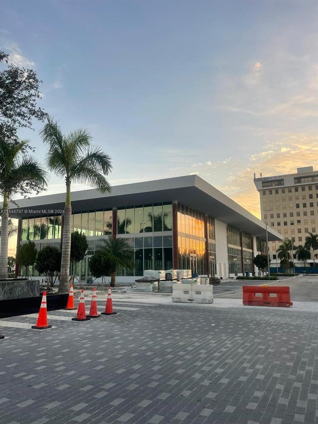 2 of 2 - 1006 E Hallandale Beach Blvd 4-105, Hallandale Beach, FL