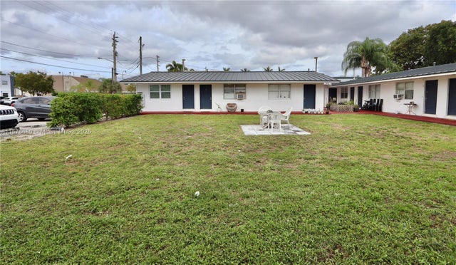 3 of 24 - 101 Se 4th Ave 1-7, Hallandale Beach, FL
