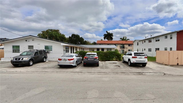 4 of 24 - 101 Se 4th Ave 1-7, Hallandale Beach, FL