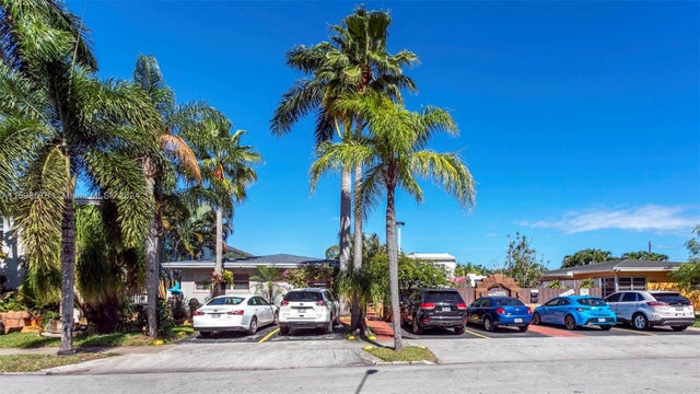 1 of 54 - 1219 S Federal Hwy, Hollywood, FL