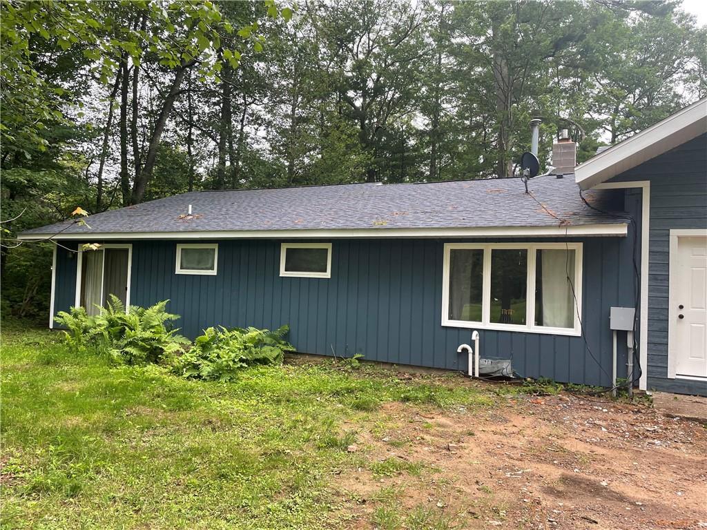 7042n Lake Shore Drive, Couderay MLS 1583615