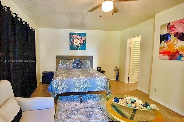 3 of 25 - 1934 Madison St 1-5, Hollywood, FL