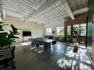 Photo of Listing #A11645048