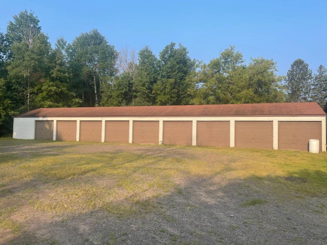 W7915 Division St, Park Falls