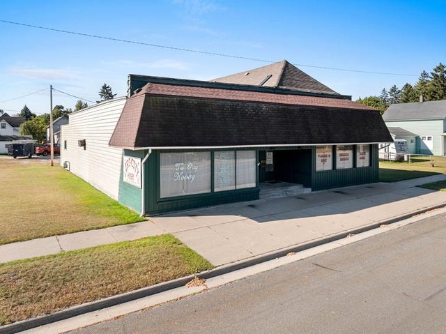 605 Main St, Marinette