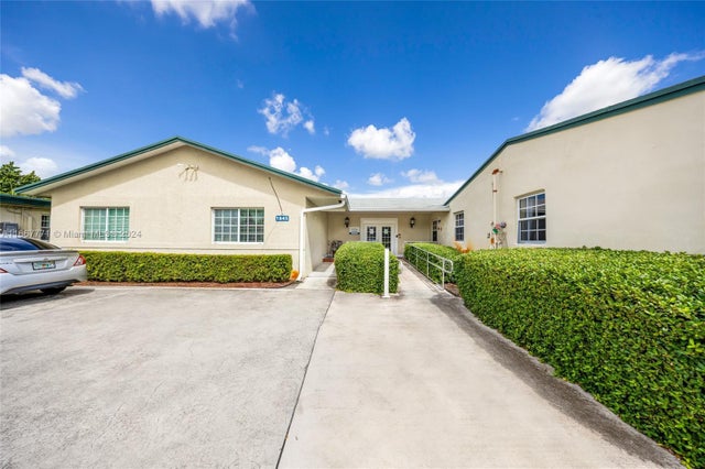 1 of 19 - 1845 Garfield St, Hollywood, FL