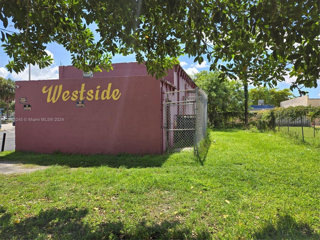 6210 Nw 22nd Ave, Miami