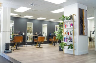 Photo of Listing #A11681610