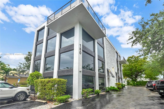 2 of 2 - 150 Se 12th St 101-1, Fort Lauderdale, FL