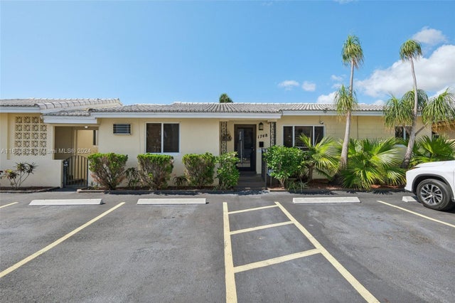 4 of 66 - 1201 S Federal Hwy, Hollywood, FL