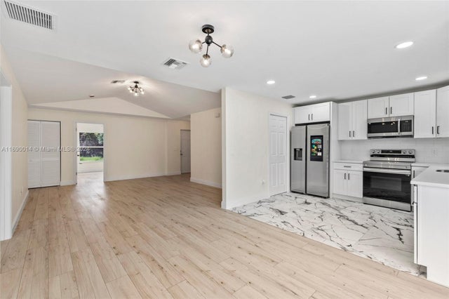 4 of 23 - 5730 59th Ave, Vero Beach, FL