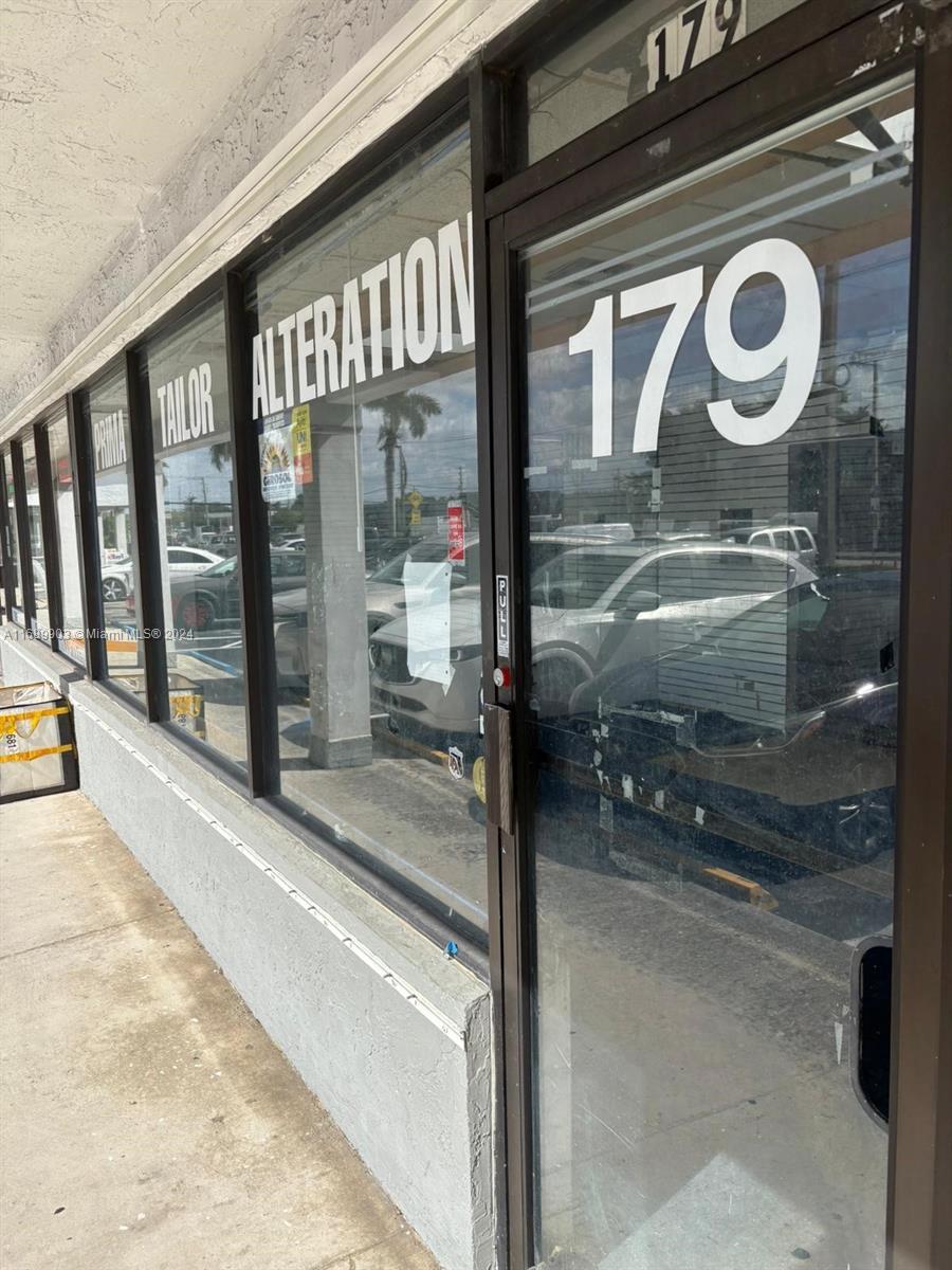 79-199 E Oakland Park Blvd 179-189, Oakland Park