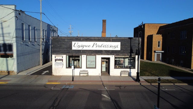 612 Clermont St, Antigo