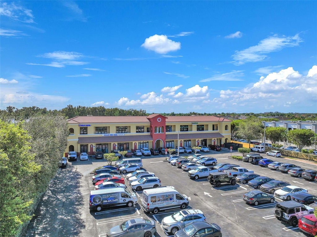 14740 Sw 26th St, Miami