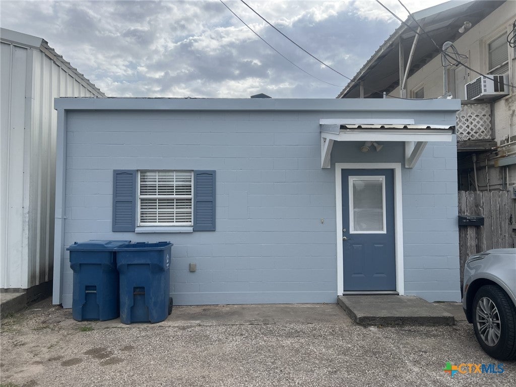 830 W Main Street, Port Lavaca