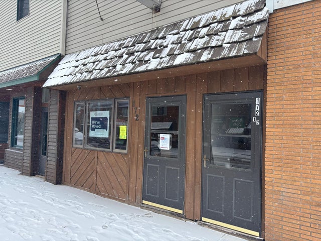 172 Lake Ave N, Phillips