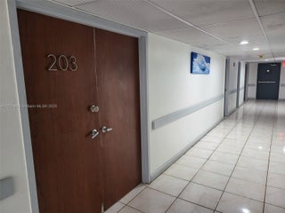 Photo of Listing #A11721963