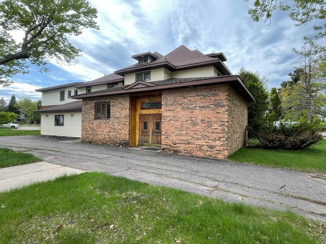 304 Avon Ave N, Phillips